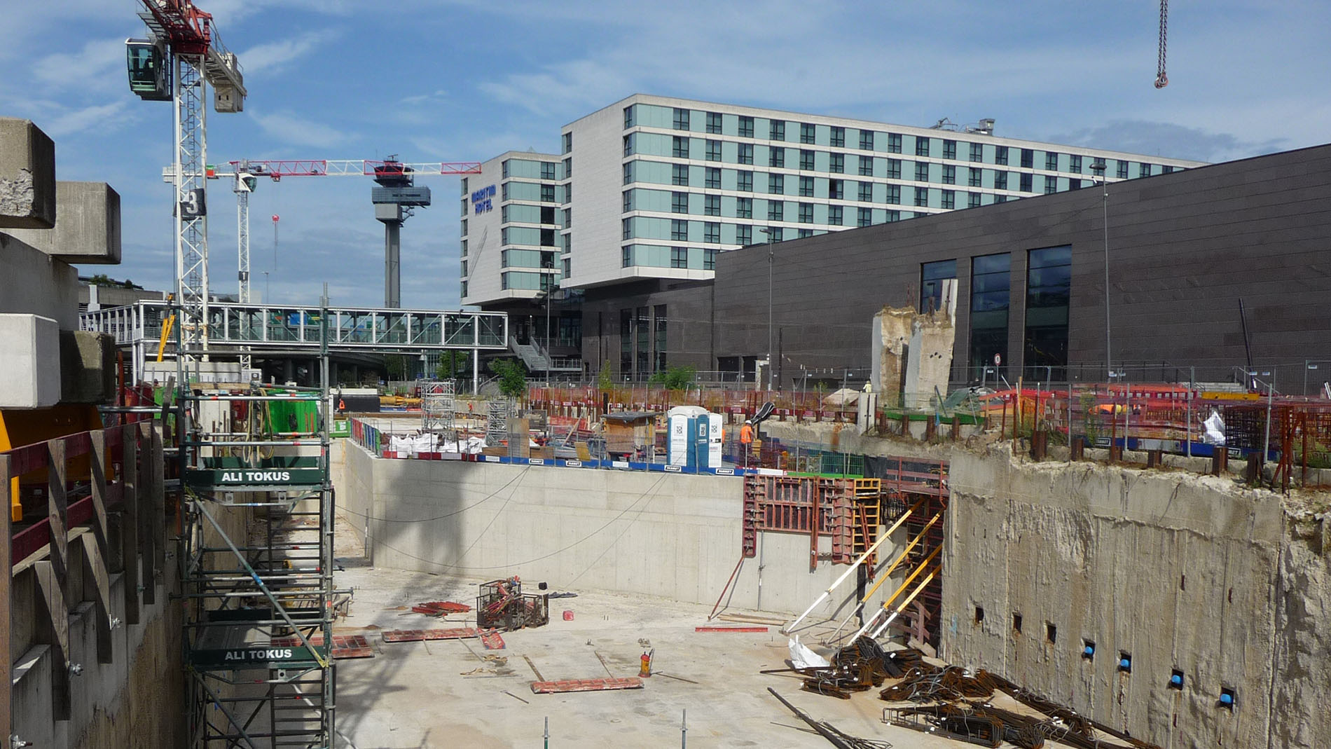 Baustelle für die U81 zur Anbindung des Flughafen Düsseldorf